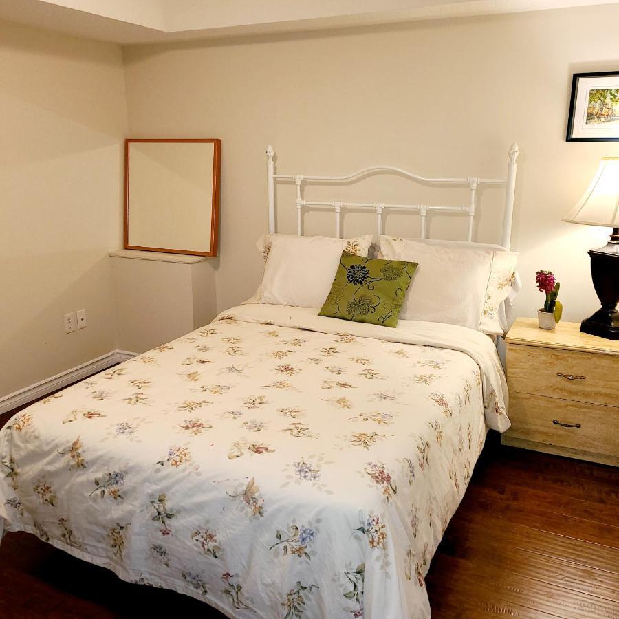 Spacious And Bright Unit With Natural Light. Pickering Exteriör bild